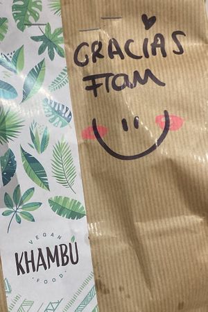 Con agradecimiento personalizado (son muy monas) 🥹🤙🏽  at Khambú Quart in Valencia