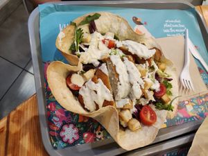 Ensalada César at Khambú Quart in Valencia