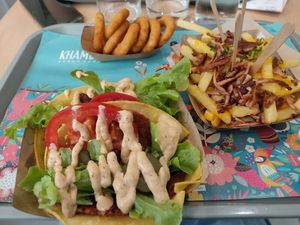  at Khambú Quart in Valencia