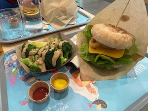  at Khambú Quart in Valencia