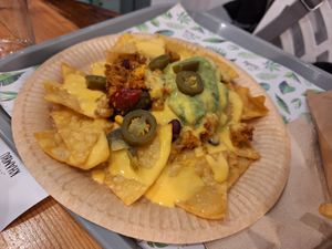 Nachos at Khambú Quart in Valencia