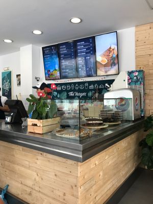 inside at Khambú Quart in Valencia