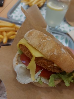  at Khambú Quart in Valencia