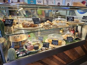 Desserts at Khambú Quart in Valencia