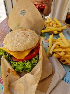  at Khambú Quart in Valencia