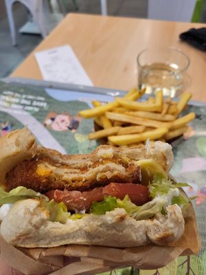  at Khambú Quart in Valencia