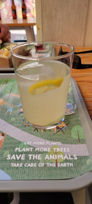  at Khambú Quart in Valencia