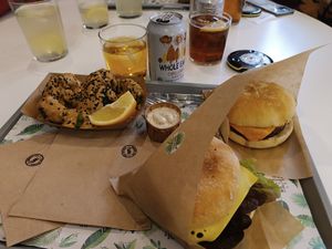  at Khambú Quart in Valencia