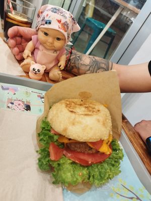  at Khambú Quart in Valencia