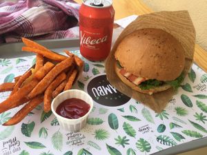 Tribal menu  at Khambú Quart in Valencia