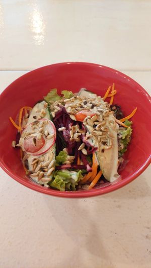 Salada at Mãe Divina in Vila Velha