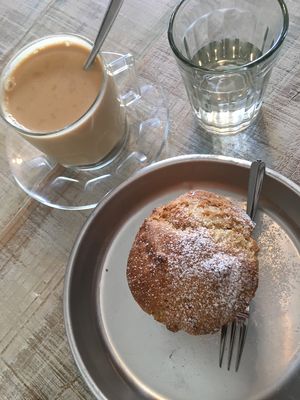Gluten-free muffin & chai latte  at Teeda in Himeji