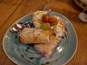 apple pie burrito  at Restaurant Danas  in Maastricht