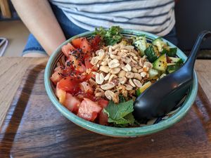 Momo salad at Mo Mo - Saint-Gilles in Brussels