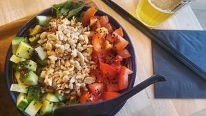 Momo salad at Mo Mo - Saint-Gilles in Brussels