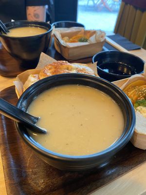  at Mo Mo - Saint-Gilles in Brussels