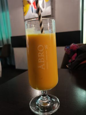 Vegan Mango Lassi at Masala Masala - Odengatan in Stockholm