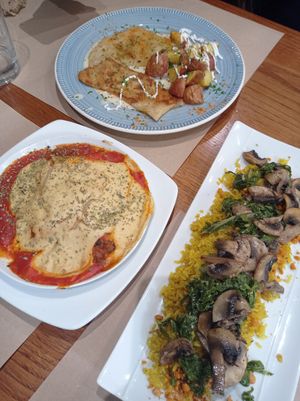 Platos del menú at Black Salad in Vitoria Gasteiz