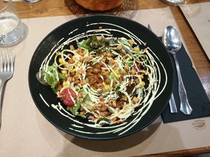 Ensalada de otoño at Black Salad in Vitoria Gasteiz