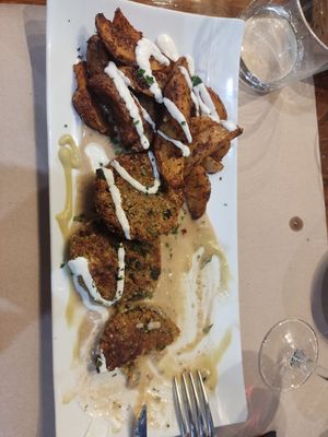 Hamburguesa con salsa de shiitake at Black Salad in Vitoria Gasteiz