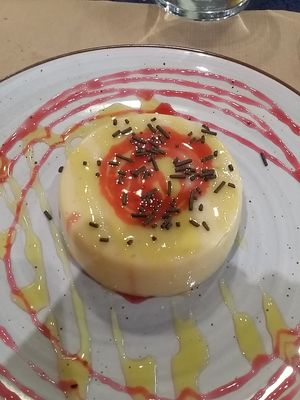 Black Salad still has the same strengths and weaknesses as when I wrote my review 7 years ago at Black Salad in Vitoria Gasteiz