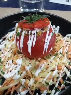 Love their food.. at Black Salad in Vitoria Gasteiz