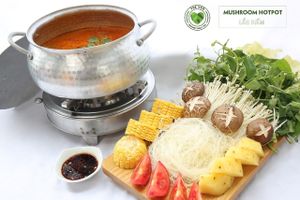 Mushroom hotpot at The Veg - Organic Vego and Tea in Hanoi