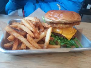 Burger at J Selby's in St Paul