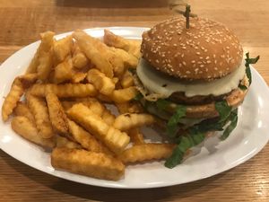 The dirty secret burger / fries at J Selby's in St Paul