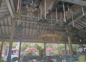 Lovely quiet and relaxing spot   at Herb Library  in Ubud