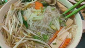 Pho at Happy Veggie in Redondo Beach