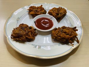Vegan pakora (delicious!!!) at Royal Nan House in Takayama