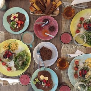 Weekend brunch at Aloha Cafe in Lisbon