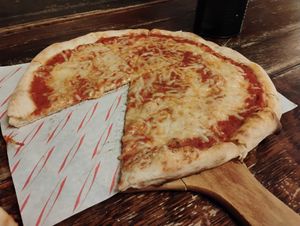 Veganised 'Margherita' pizza at The Star Inn in South East London