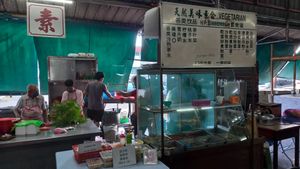 Vegetarian stall, inside the Pasar Sin On (Sin On market), in the restaurant part of the market, which is on the left when facing the main facade  at Pasar Sin On - Vegetarian Stall in Tawau
