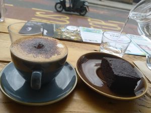 Coffee and brownie at Sazzy & Fran in East London
