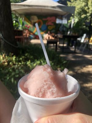 Strawberry kiwi sorbet on patio at Black Cat Ice Cream in Des Moines