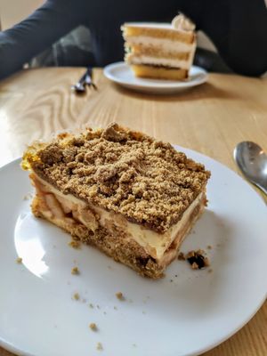 Apfelkuchen at Lokal Dela Krem in Warsaw