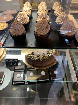 Cupcakes! at Lokal Dela Krem in Warsaw