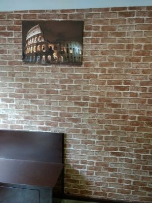 decent decor at NovaPizza Vegetarian Kitchen in Glasgow