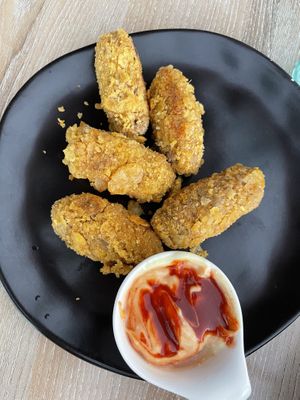 Jackfruit nuggets  at Süsse Marie Veganerie in Karlsruhe