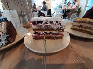 Eine kleine Tortenauswahl at Süsse Marie Veganerie in Karlsruhe