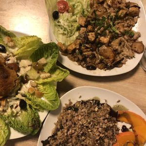 Risotto, pasta, and salad at Süsse Marie Veganerie in Karlsruhe