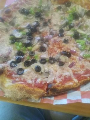 vegan pizza with veggie deluxe toppings at Russo's Kitchen and Bar in Zanesville