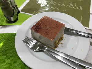 Chessecake frutos vermelhos at Lisbon Vegan Restaurante in Lisbon