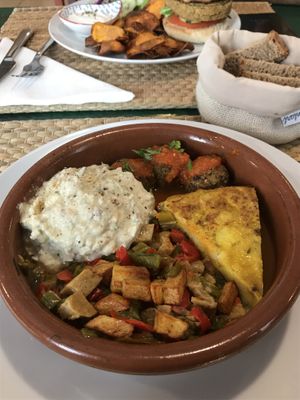 Plat at ES VIU Vegetaria i Vins in Mallorca