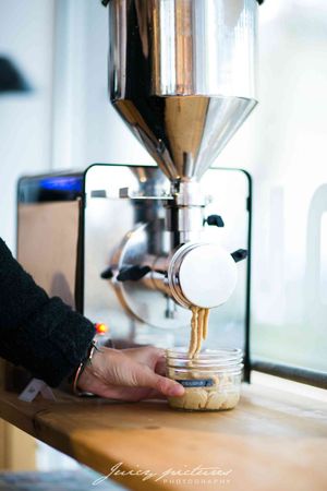 fresh nut butter at Tante Olga - Organic Zero Waste Store in Cologne