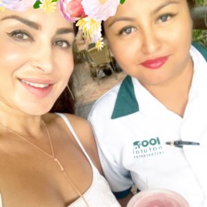 #sayeschoice Beautiful lovely staff recommended the new ginger beets juice at 100% Natural in Playa Del Carmen