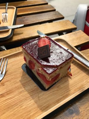 A little strawberry pastry I tried on my second visit. I almost forgot to take a picture, so that small imperfection in the corner is my doing (I was impatient!) at VG Pâtisserie in Paris