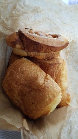 Cinnamon rolls, pain au chocolat, croissant at VG Pâtisserie in Paris